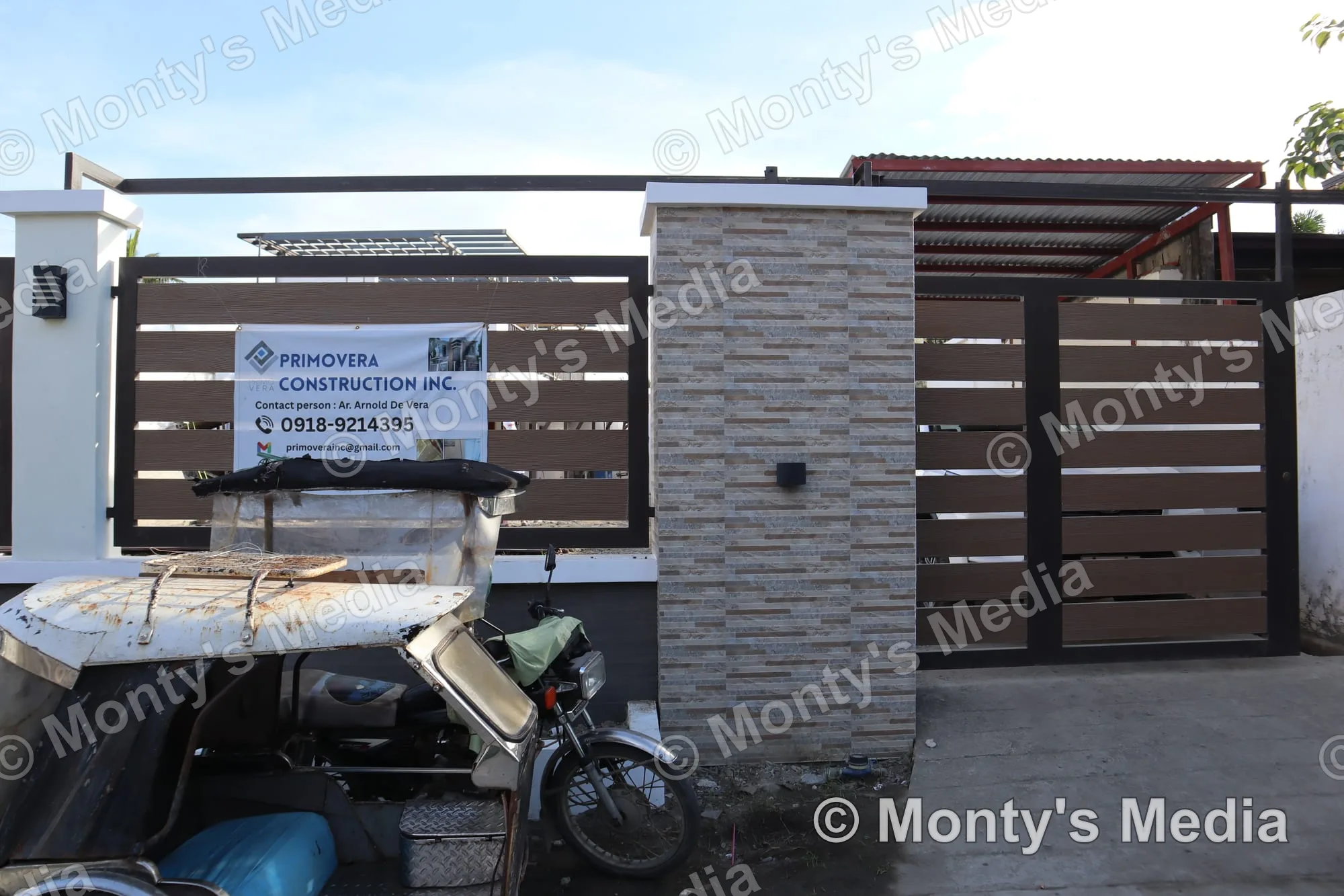 Residence Exterior Full